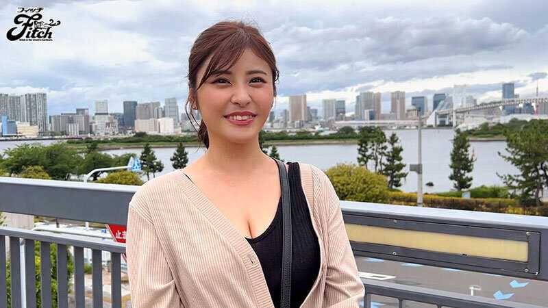 Hina Nitadori - What was supposed to be a virginity-taking shoot turned into an unexpected reversal! Relentlessly pursued and penetrated by a super virile man, leading to multiple climaxes with her large breasts