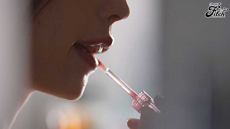 Tall and Busty Beauty Ran's Seductive Kissing Techniques That Drive Daddies Wild in Minato Ward - Ran Kikuno[Origin]