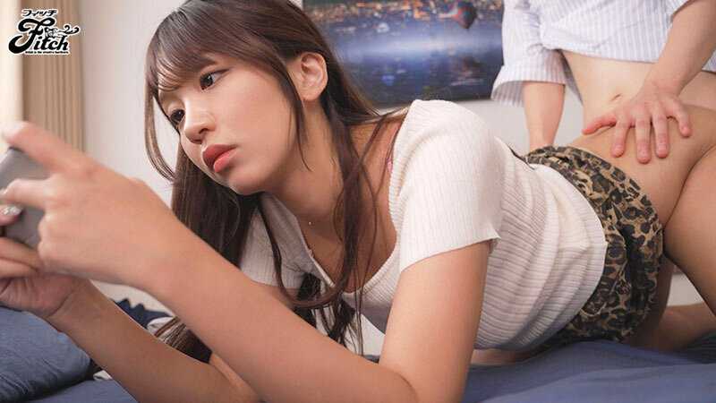 一人暮らしの僕の部屋に入り浸るセックスに興味が無い不感症な姉の性欲を解放する発情乳首スイッチを遂に発見！ 淫乱ビッチに覚醒してしまい一滴残らず精子を搾り尽くされました 木下ひまり