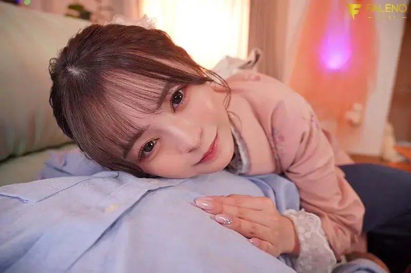 I've fallen even more in love with you... Our date, our touching hands, our pressed lips, this yearning love-making that I feel in both heart and body - Lan Kamiki[Origin]