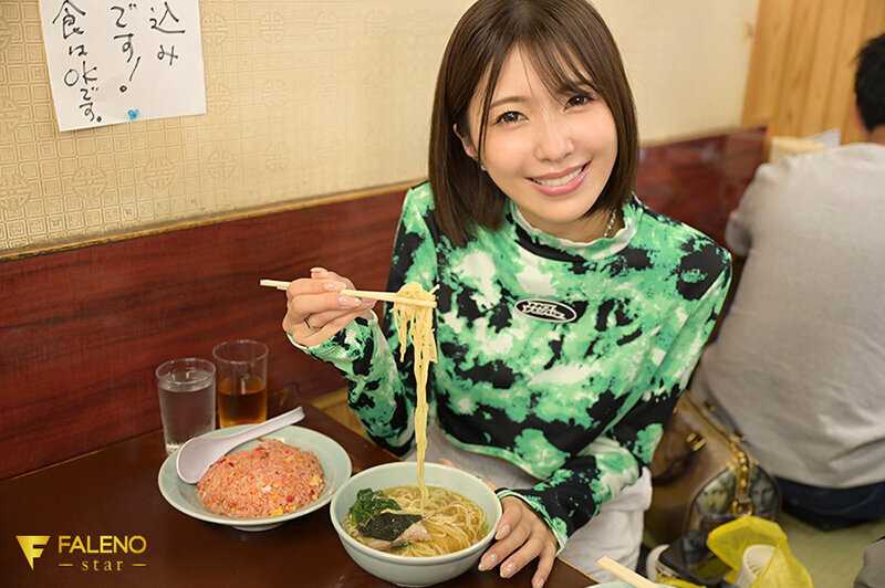 Three Days of Love Meeting you when I missed the last train at midnight The days we spent together But it suddenly came to an end Tsubasa Mai