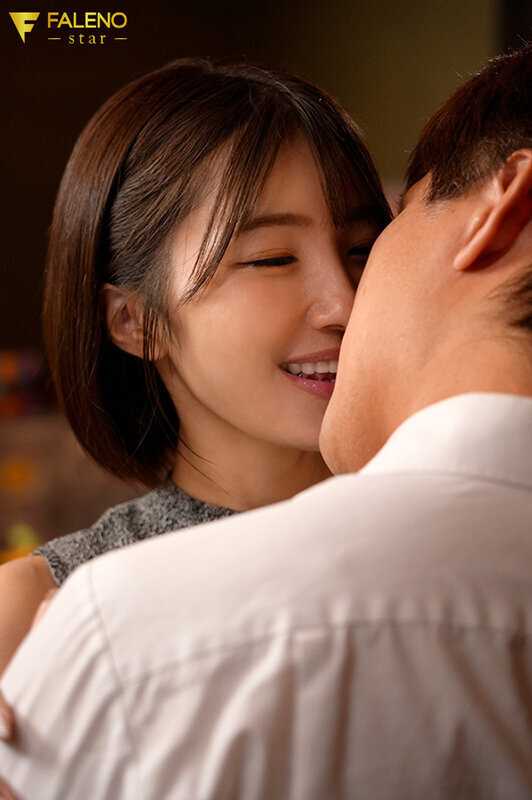 Being dominated by the model sister living in the opposite room in a grinding pile-driving cowgirl position to satisfy her sexual desires until my testicles were drained empty - Tsubasa Mai