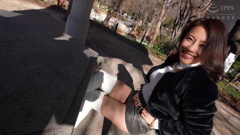 淫乱ブーツ集団交尾 美脚、美顔、美女をザーメンSEX 多田有花