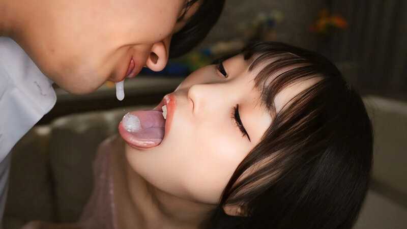 家庭訪問に行った僕は嵐で帰れなくなり、訪問先で休ませてもらうことに…。ゆっくりしていると「今日は誰もいないの」とサテンキャミで誘われ汗・涎ダクダク体液SEXしてしまった僕＃03 宮本さん