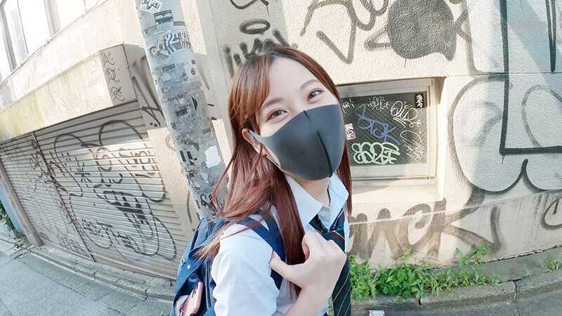 【裏垢制服素人】アイドル級にかわいい天使に生でハメて中出し。色白・潮吹き・デカ尻なんでもありの豪華内容。