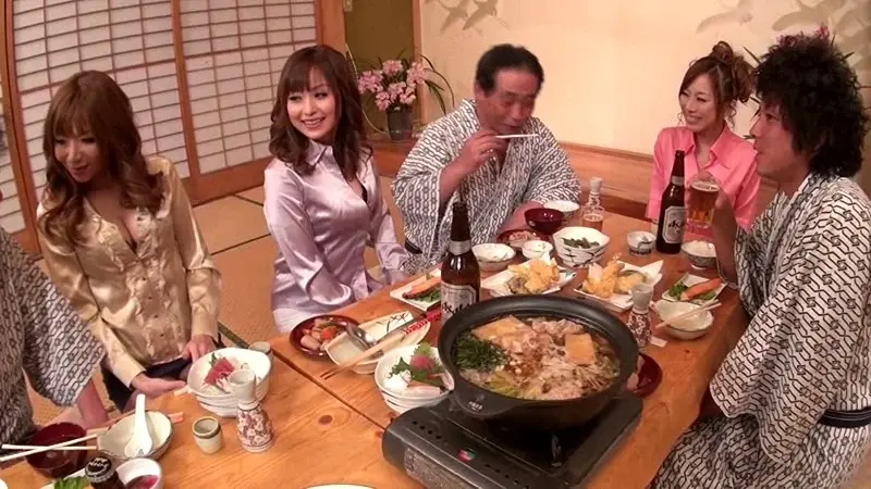 Big Breasts & Beautiful Pink Companion Banquet Tour - Three Horny Old Men's Hot Spring Journey[Origin]