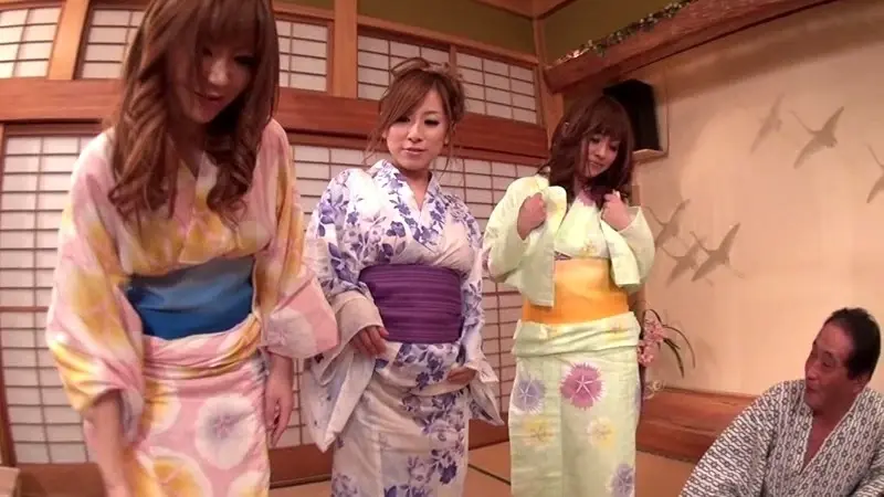 Big Breasts & Beautiful Pink Companion Banquet Tour - Three Horny Old Men's Hot Spring Journey[Origin]