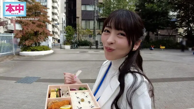 A Creampie Date with My Senior Who Lets Me Go Raw If I Make Her Feel Good - Hinako Mori[Origin]