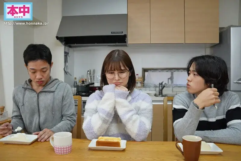 Although I have a beloved boyfriend... Your penis fits me the best. Days filled with endless creampies, chosen by the absolutely orgasmic Uber driver's cock. Minami Sawakita[Origin]