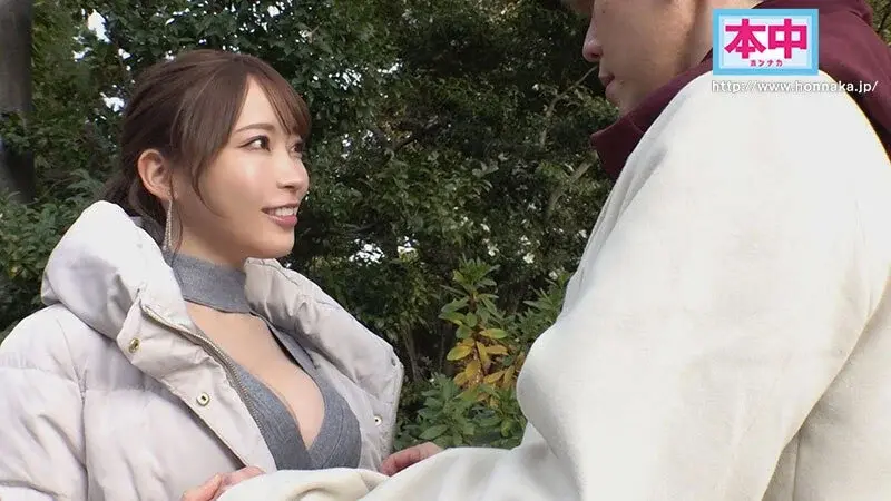 When my penis gets hard, we'll go to a hotel. Even though my beloved girlfriend is on her day off, I was tempted by a girl who volunteered to be my friend with benefits. During an intimate outdoor date with whispers, I lost the game of getting aroused and ended up ejaculating inside her multiple times - Alice Nanase