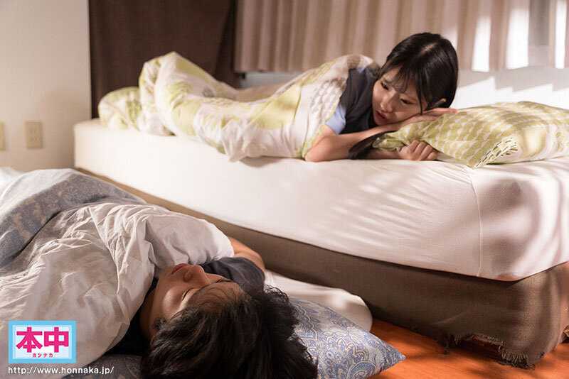 A runaway girl was taken in, leading to legal cohabitation in a one-room apartment. When trying to resist hands-free intimate encounters, the runaway girl's seductive behavior escalates - Rin Suzunoya