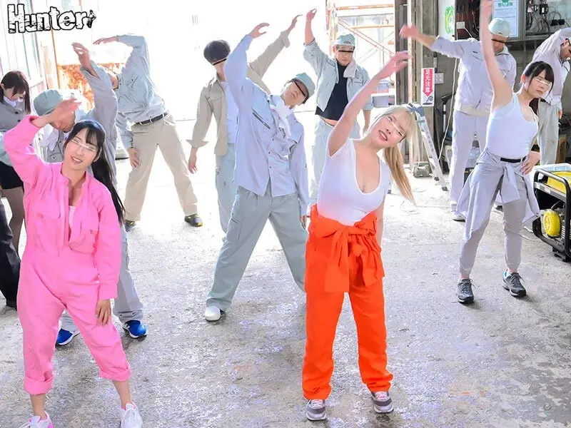 All-You-Can-Insert Fixed Rate Plan! Factory Edition - For a monthly fixed fee, you can insert into anyone you want! Whether it's female workers, office ladies, or even the president's daughter - unlimited insertions with everyone![Origin]