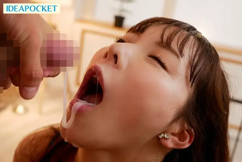 Birth of the New Generation Oral Queen! Kissing, Oral Service, and More Oral After Being Covered in Ejaculated Fluids - Ao Ebisaki[Origin]