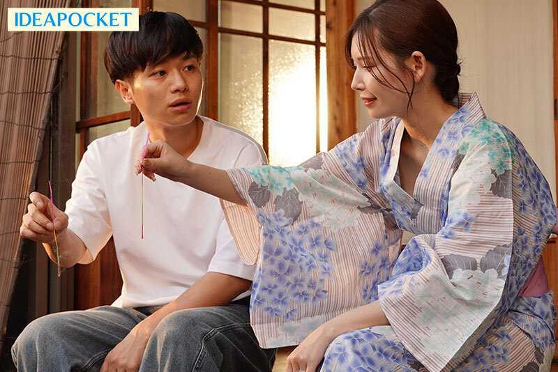 Sweaty Creampie Sex at the End of Summer - I Couldn't Control My Urges When Faced with My Married Cousin's Defenseless Sensuality... Tsumugi Akari[Origin]