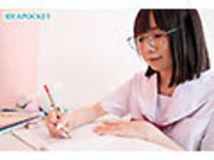 ロリ美少女輪● クラスメイト全員に嫌われ廻された小さないじめられっこ。 日向由奈