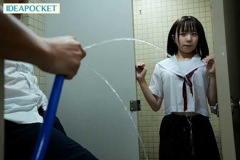 ロリ美少女輪● クラスメイト全員に嫌われ廻された小さないじめられっこ。 日向由奈