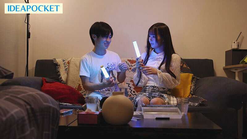 アイドルTO（トップオタク）だった僕が引退ライブ後にDM呼び出されガチ恋告白され 恋愛禁止の3年間禁欲した彼女に超甘々ラブラブで痴女られた2日間 佐々木さき