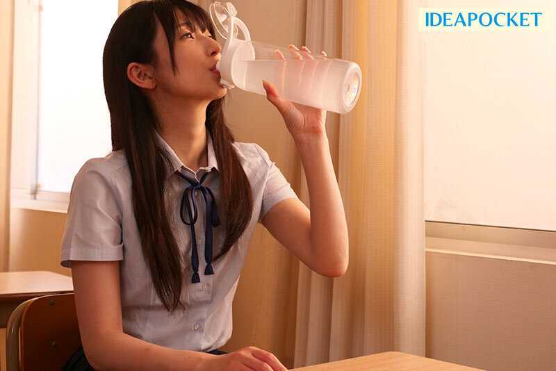 ひ弱で内気な自分を変えたくて入部した水泳部で 変態顧問にキメセク中出し調教されたムチ尻美少女 さくらわかな