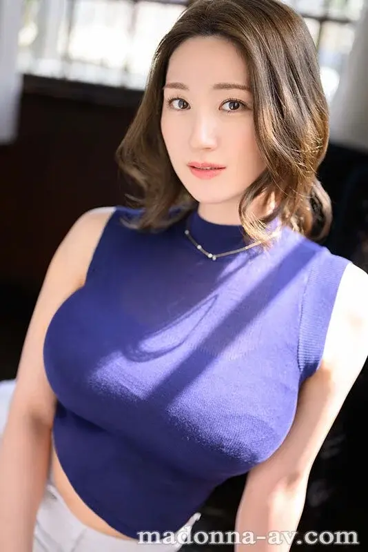 New Face - Rei Kimura, 32 years old, AV Debut. A secretly passionate woman with an incredibly blessed figure, this refined H-cup housewife...[Origin]