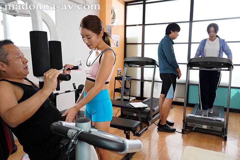 Brown-skinned beauty sports instructor wife who completely drains middle-aged man's semen. Miyashita Kana[Origin]