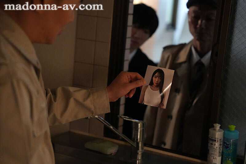 逃走中、絶倫中年男に匿われたボロアパートで激しくもはかない性交に満ちた罪深き女囚の7日間―。 一乃あおい