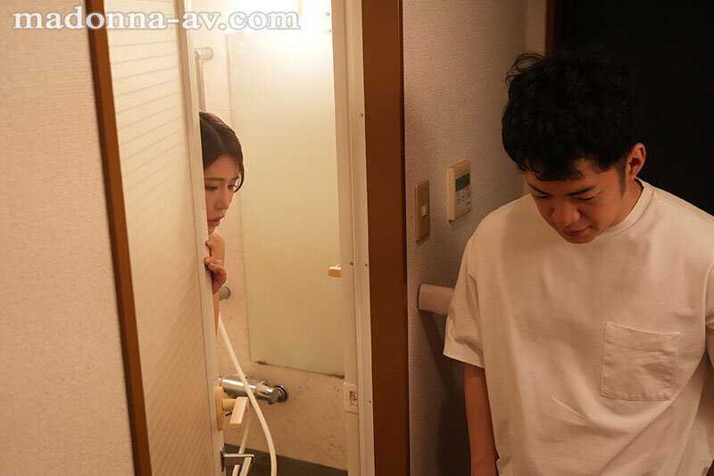 妻の妊娠中、オナニーすらも禁じられた僕は上京してきた義母・真由香さんに何度も種付けSEXをしてしまった…。 瑶真由香