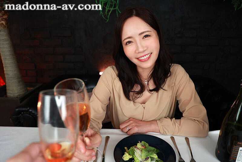 VR Ultra HD 8K VR - Oh dear, now you can't go home anymore. A female superior who deliberately lures me to a hotel. As a new graduate, I couldn't move a step and was forced to stay until morning. Okimiya Nami