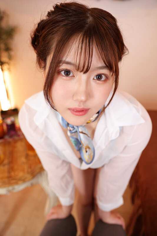 【VR】オスの汗の匂いで股間を濡らす美爆乳性欲モンスター！欲情全開で襲う痴女エステティシャン 小鈴みかん