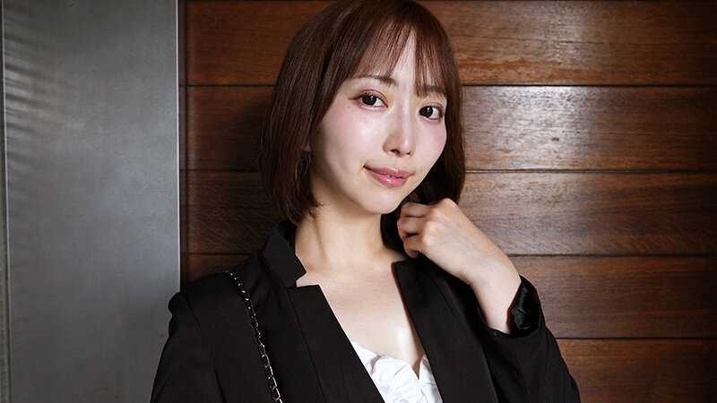 物件の案内で汗まみれになった肌色ストッキングの足、20代の不動産女、妻の焦点の合わない目、そして半端ない脚マンコ、口マンコ… マンコ。那賀崎ゆきね