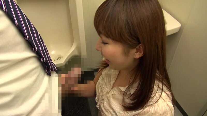 古き良き社内恋愛とHな人間関係～可愛い部下から告白され、コネ入社してきた部長の爆乳娘（長女）と、家に遊びに来たおてんば娘（次女）に社内の人間関係と風紀は崩壊する…～