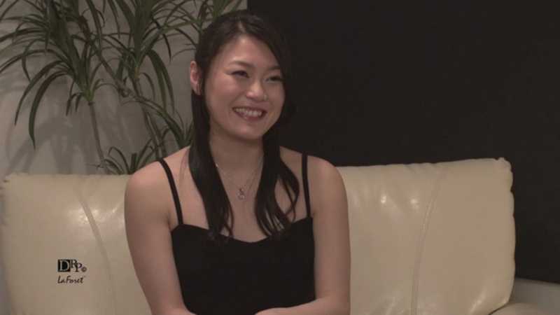 LaForet Girl Vol.28: Kyoko Nakajima - A talented Japanese AV actress known for her expressive performances and natural beauty. Her work in this volume showcases her versatility and charm.[Origin]