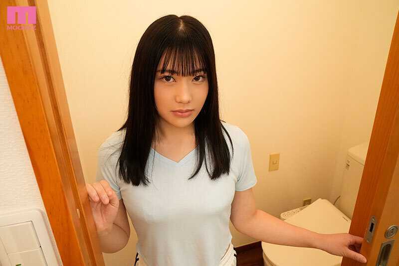 While my wife is away visiting her hometown, I secretly filmed myself disciplining my defiant stepdaughter who strongly dislikes me through forceful confinement[Origin]