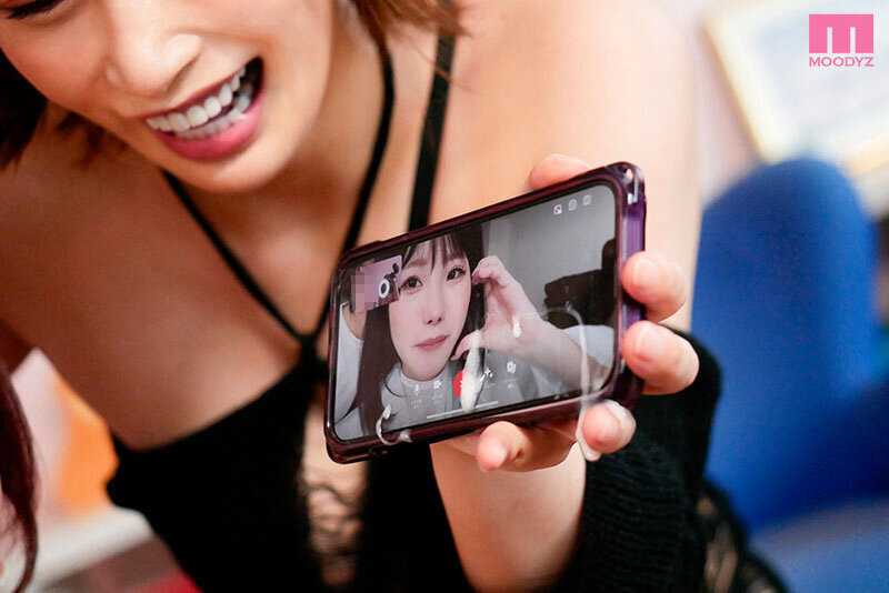 Meeting and Instantly Getting Seduced - A Threesome Creampie Sex with Reverse Harem! Mizuki Yayoi and Waka Misono