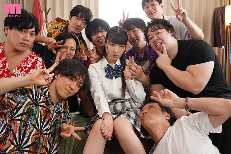 A beauty pageant college student who unknowingly joined a promiscuous circle was gang-raped with 40 cumshots until they ran out of semen. Hinoiri Uragami[Origin]