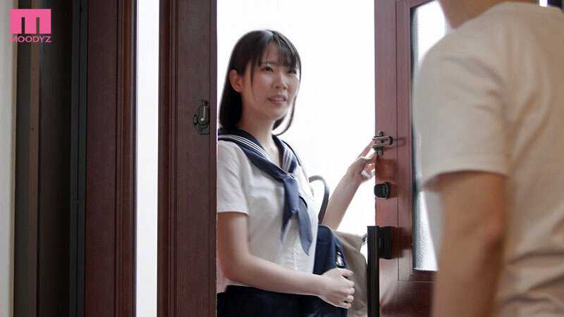 色白巨乳の義妹をコッソリ乳首開発 早漏体質に育性し妻にバレないようにハメ狂ったチクイキ同居性活 桜ゆの