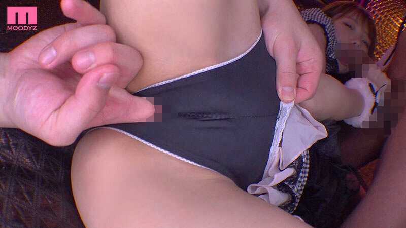 マンスジマニアックス 【ワレメ特化】ぷにぷに無毛おま○こタテスジ際立つ卑猥フェティッシュ映像 松本いちか