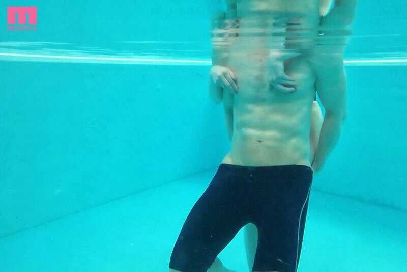 年下好き天宮先生のバックハグ乳首こねくり淫語授業に堕ちそばに彼女がいるのに寝取られた中出し授業NTR 天宮花南