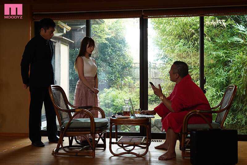 母の治療費を稼ぐため、僕の大好きなカノジョが怪しい資産家オヤジと雇用契約を結び1カ月…まさかアヘアへキメセクメイドに堕ち狂っていたなんて… 小野六花