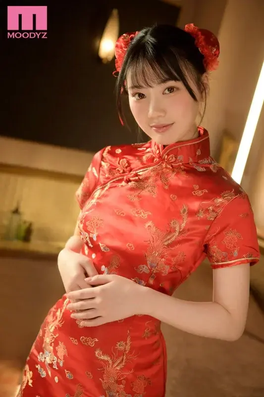 Even After One Ejaculation, She'll Keep Looking Into Your Eyes and Whispering While Giving You a Sensual Massage - Mio Ishikawa[Origin]