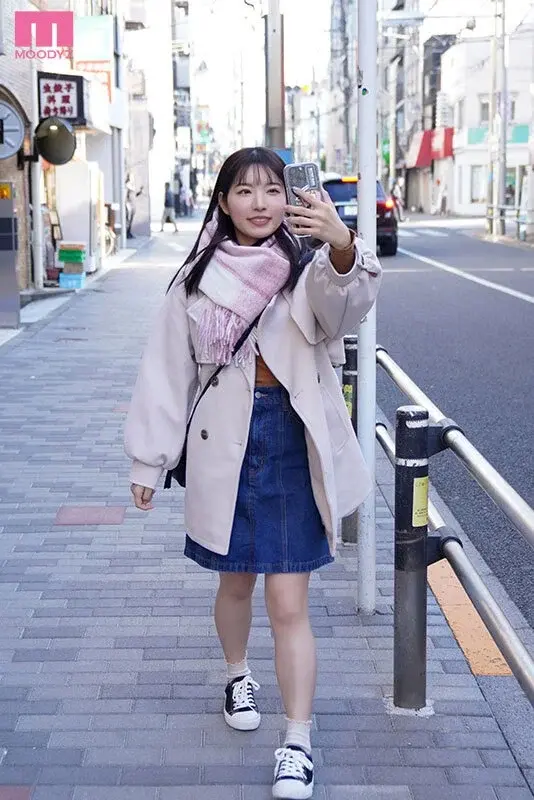 The Day When a College Freshman's First University Drinking Party Turned Into a Circle of Bukkake and Creampie - by Yui Mihama