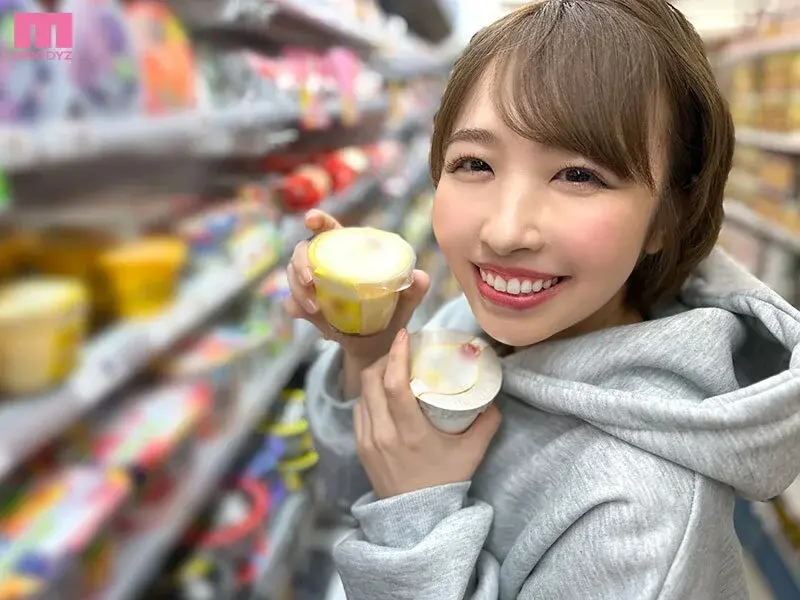 When I climax, it must be in front of Riho... Her slightly possessive nature and intense gear-shifting cowgirl position extracts every drop! A younger woman's erotic words (polite version) & love-filled self-pleasure support in our cohabiting life - Riho Shishido[Origin]