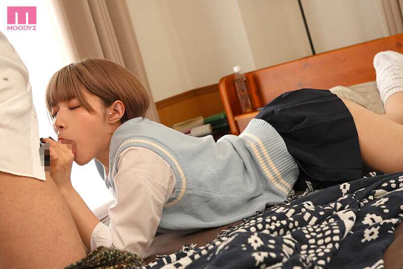 A story about a childhood friend who's always hanging around and willing to lend her body in exchange for homework help. Got carried away and ended up finishing inside her 20 times - Nozomi Ishihara