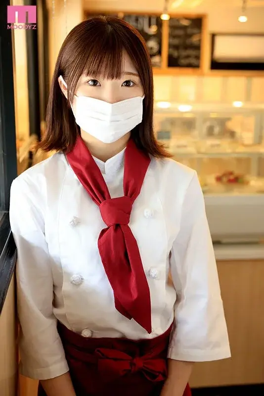 Amateur Pastry Chef in Training at 2-Star Mi**lin Restaurant - Face Must Remain Hidden! This Girl's Sex Drive is So Strong She Rips Off Her Mask, Shows Her Breasts and Makes Her AV Debut with Creampie!! Rin-chan