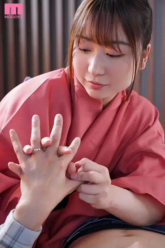 Reverse NTR Creampie Sex with a Maid Seducing the Husband on His Honeymoon - Rina Amei[Origin]