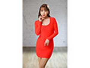 VR simplicity is the best for arousal! A VR experience that lets you see all the enticing body parts. Featuring a perverted seductress!