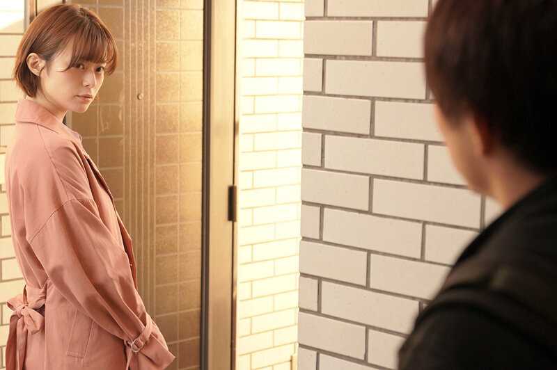 セックスのプロにハマッた男の人生崩壊ドラマ マンション隣人はAV女優月乃ルナ 想像を絶する圧倒的なセックス ボクは狂わされ完堕ち…彼女は静かに微笑う…