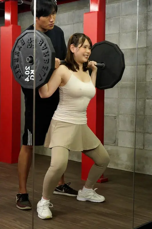 Busty married woman comes to the gym! Rough fondling of her sweaty sports bra covered breasts leads to creampie - Iori Tsukimi[Origin]