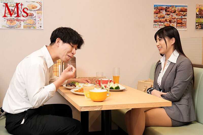 Would you like to come to my place? Due to the sudden record-breaking rainfall making it difficult for students to return home, I decided to let them stay over... Unable to control the excitement towards the rain-soaked female body, the virgin student's unrestrained passionate encounter until morning with Akari Neo[Origin]