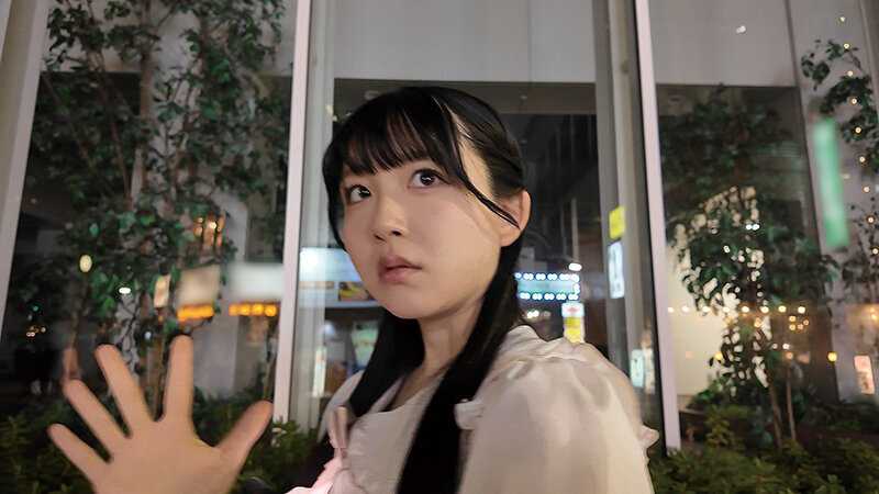 立ちんぼ女子大生 夜に立つ理由を密着取材！ 真白ふわり