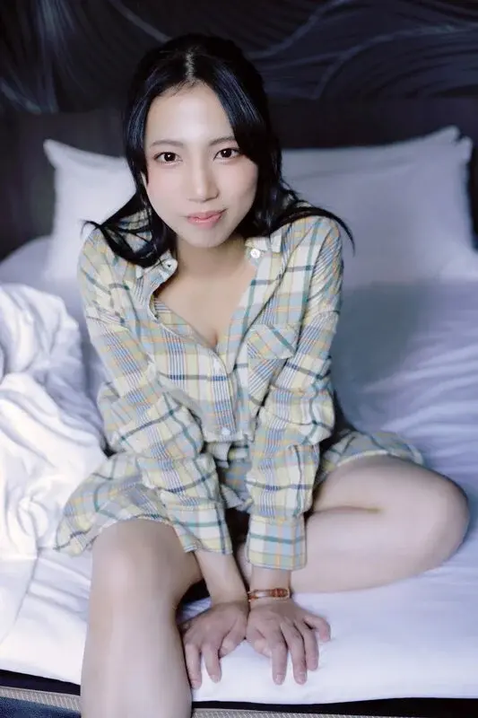 Real Creampie AV Debut - Yuma Orihara (Age 21)